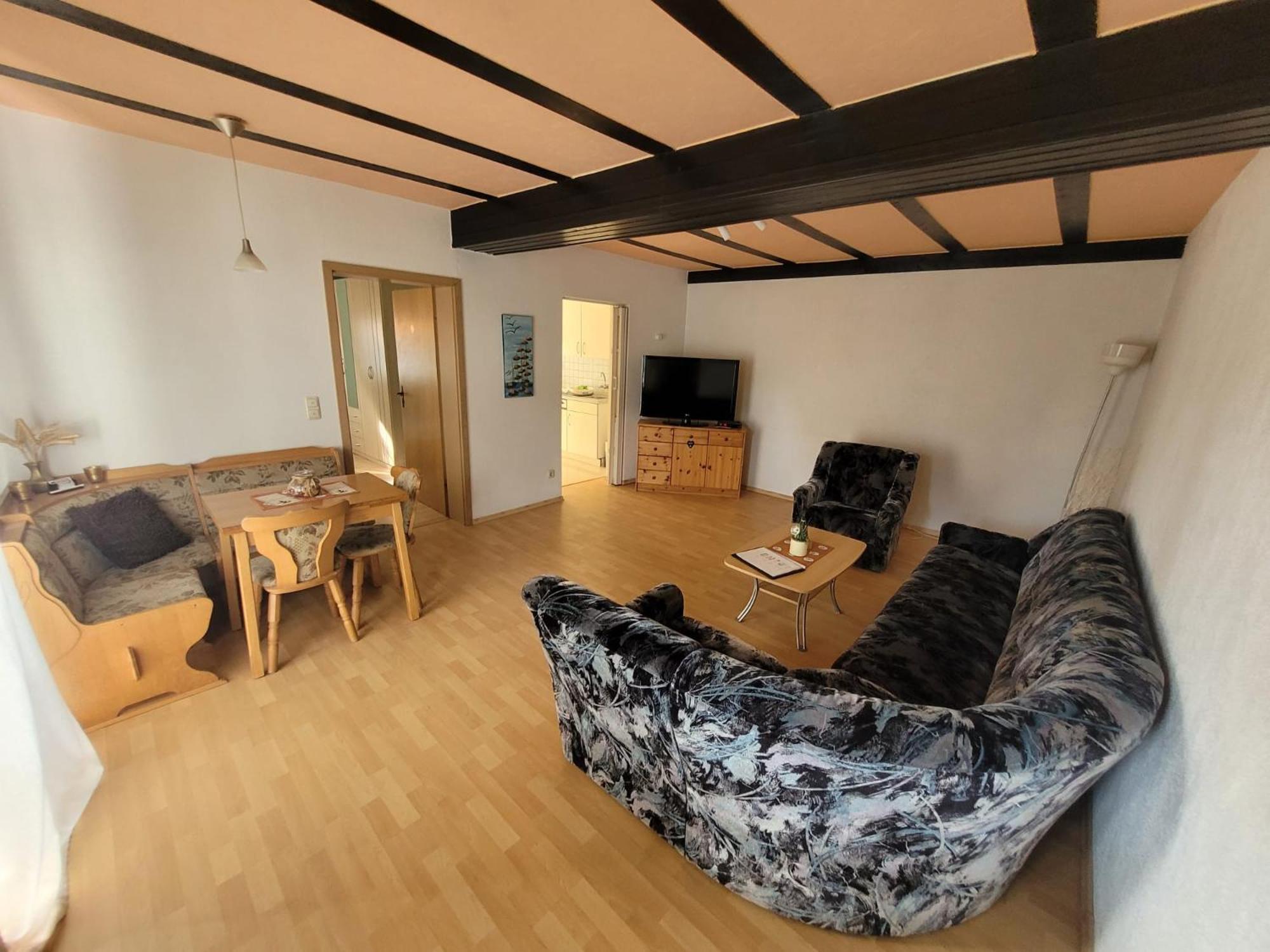 Casa Carolina Rumanisches Restaurant & Pension Stedtfeld Екстер'єр фото